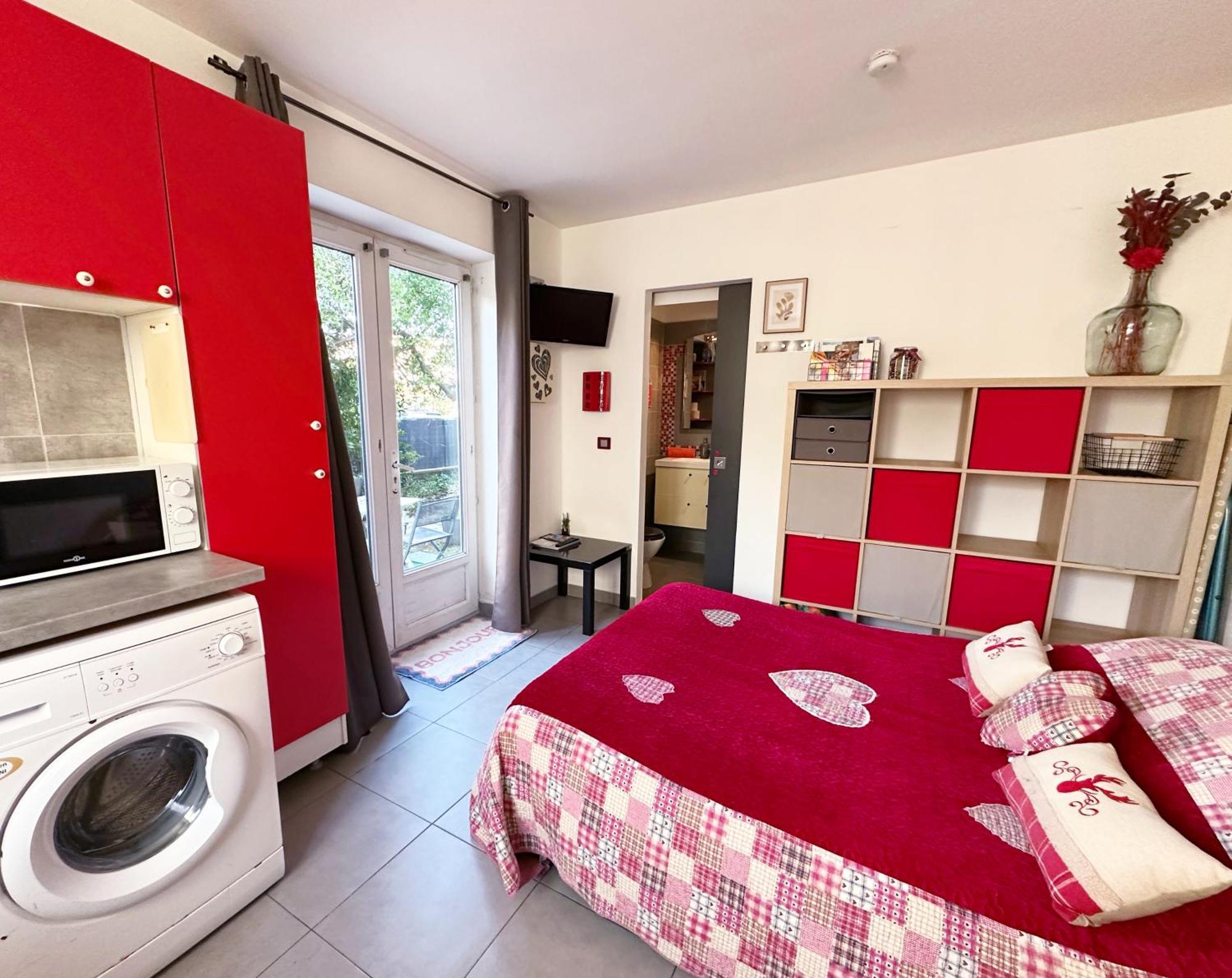 Studio Au Calme Tout Confort Proche Des Plages - Jardin Wifi Parking Fréjus Extérieur photo