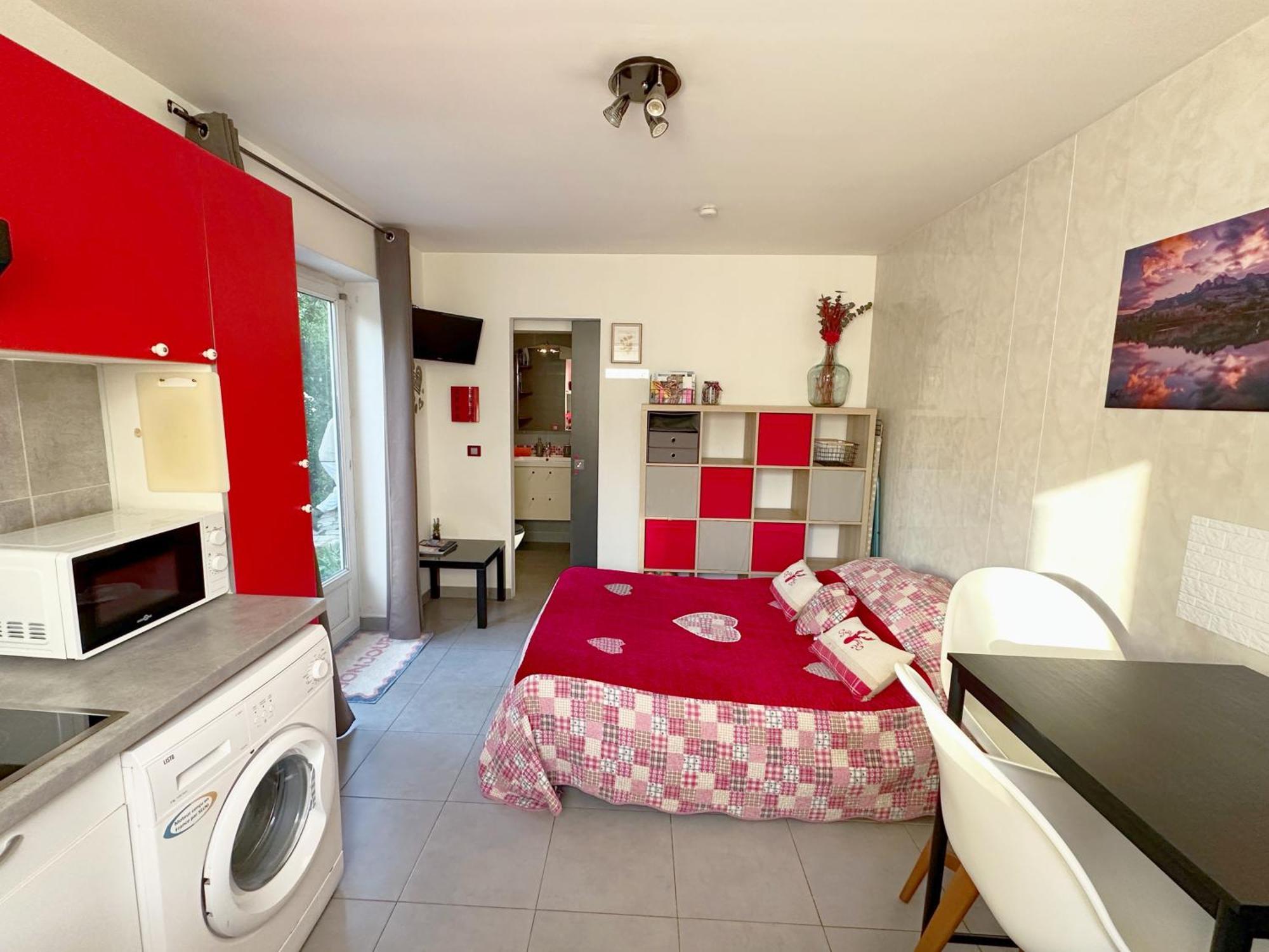 Studio Au Calme Tout Confort Proche Des Plages - Jardin Wifi Parking Fréjus Extérieur photo